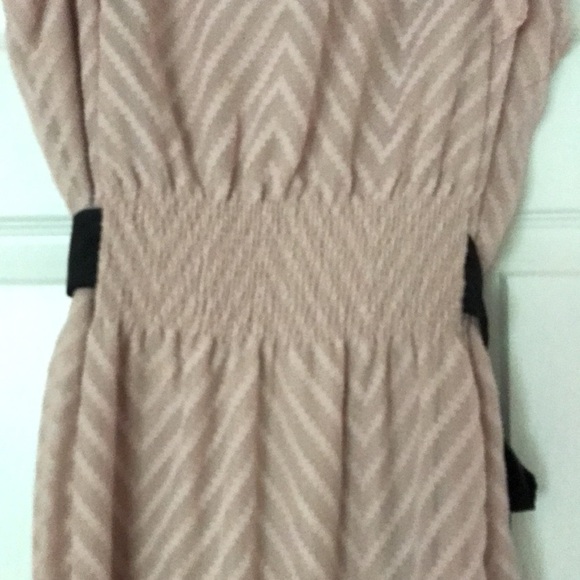 Pretty blush pink Dex  dress - Picture 15 of 16